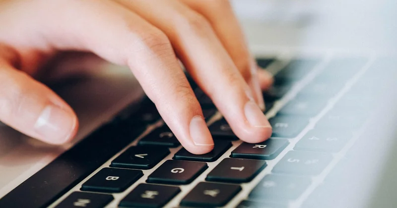 Se connecter à Intralignes : la procédure réelle, étape par étape