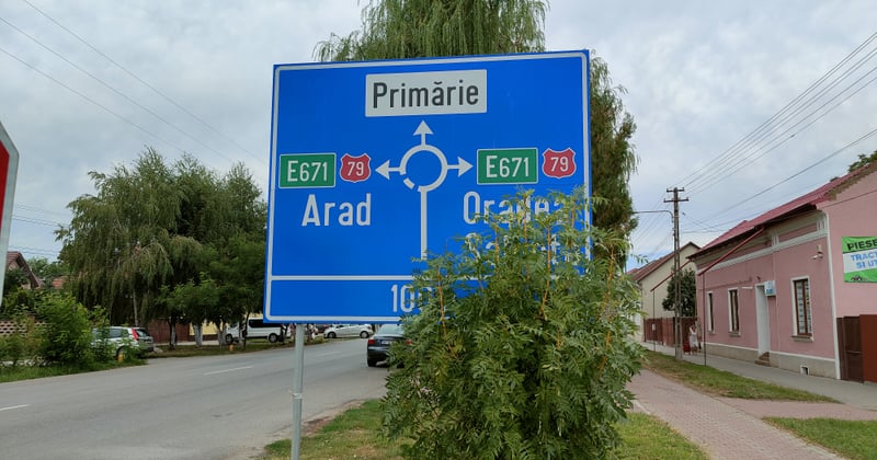 Panneau de signalisation entreprise autour de Nantes : le guide pratique