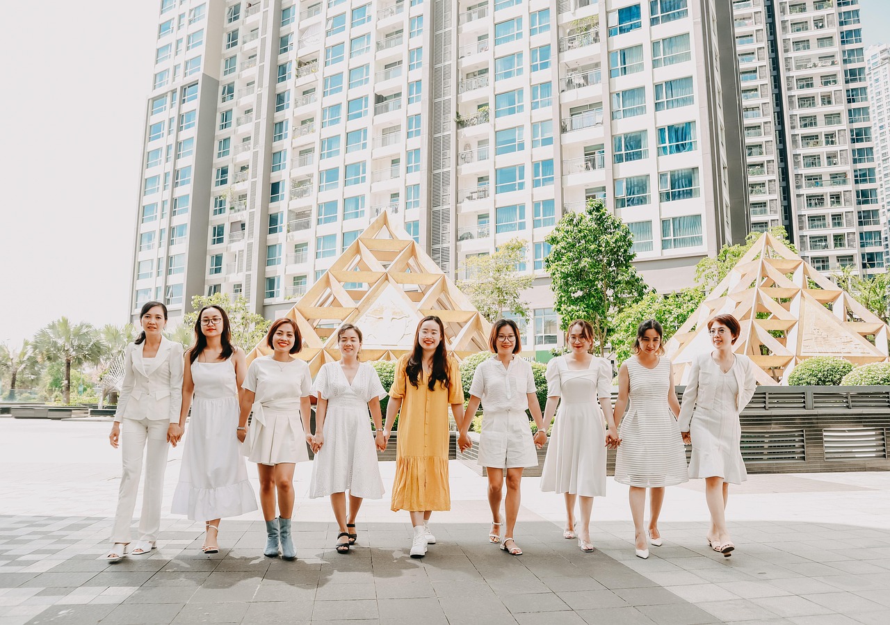 découvrez les qualités de leadership inspirant pour motiver et guider efficacement vos équipes vers le succès.